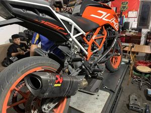 二手KTMR2R390 Duke