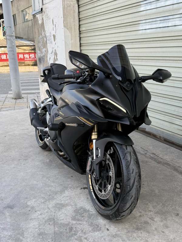 二手QJMOTOR赛800