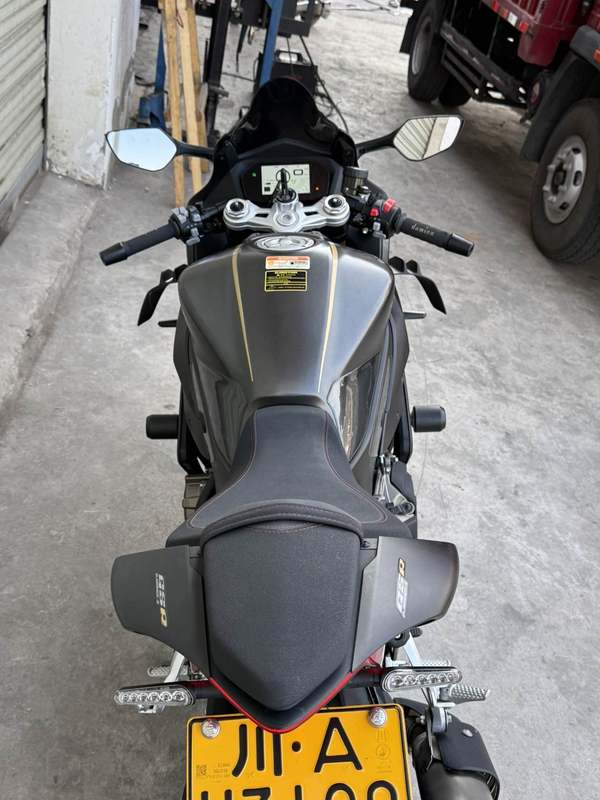 二手QJMOTOR赛800