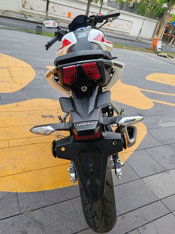 二手五羊本田NSP