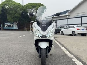 二手五羊本田PCX