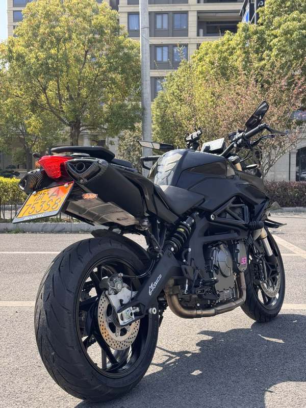 二手贝纳利TNT600i