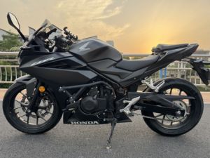 二手本田CBR400R