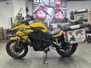 二手贝纳利金鹏 TRK502