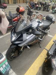 二手贝纳利龙卷风 Tornado 302R