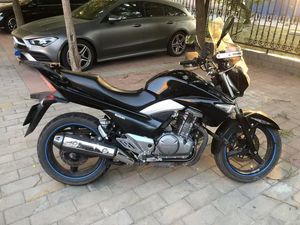 二手豪爵铃木骊驰 GW250