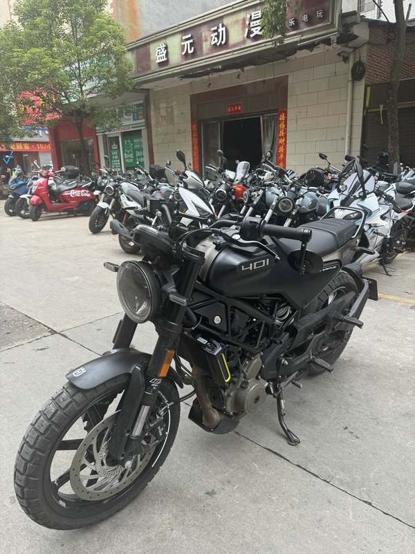 二手HUSQVARNA黑箭 401