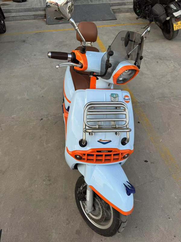 二手维多利亚Sixties 300i