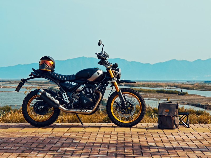 二手凯旋Scrambler 400 X
