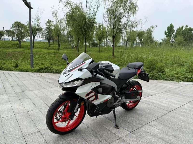 二手阿普利亚RS 457