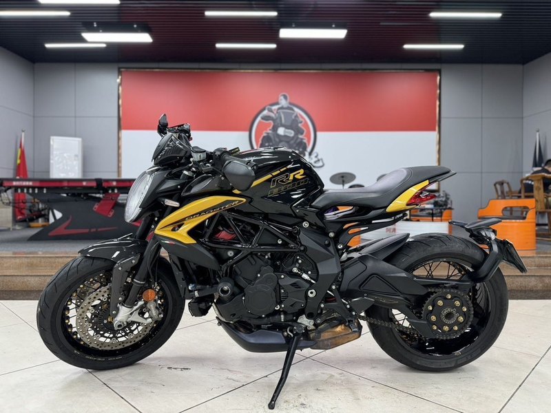 二手奥古斯塔Dragster 800