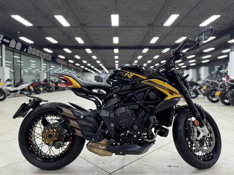 二手奥古斯塔Dragster 800