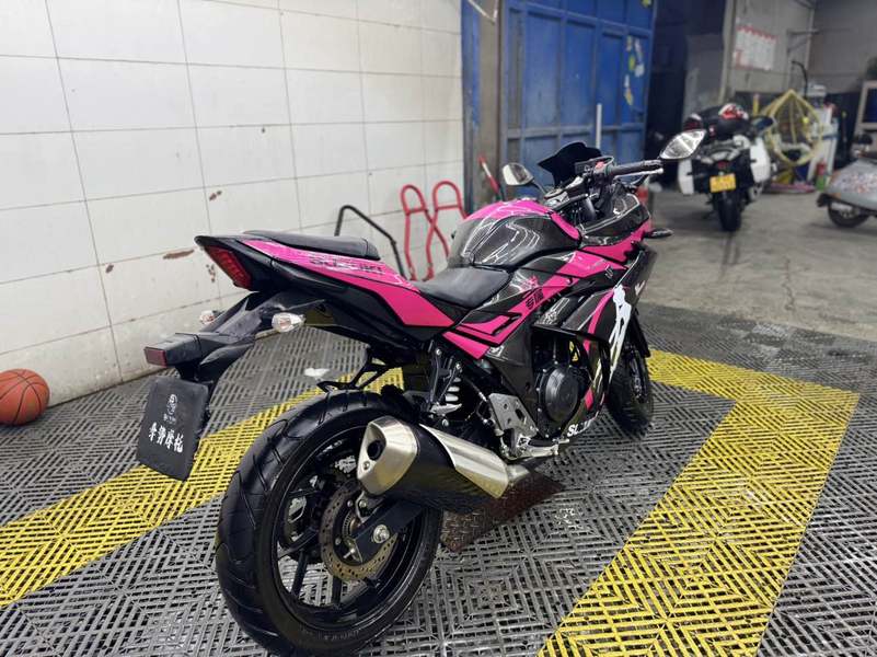 二手豪爵铃木GSX250R