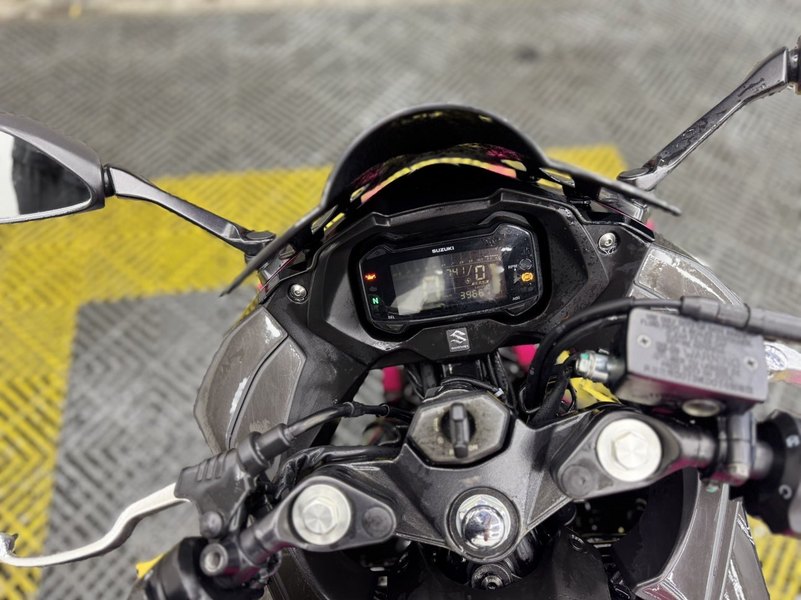 二手豪爵铃木GSX250R