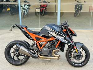 二手KTMR2R1290 Super Duke