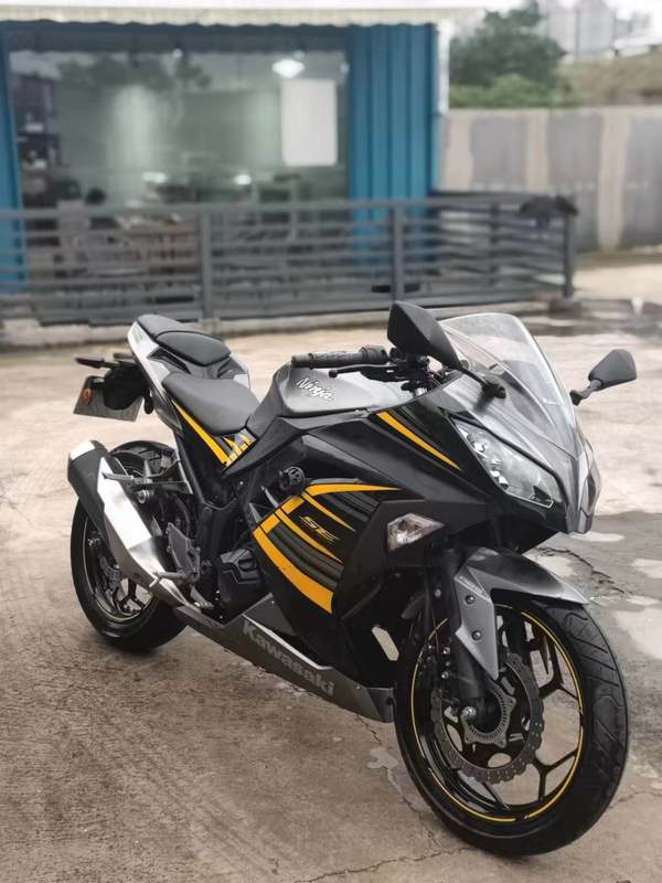 二手川崎Ninja 250