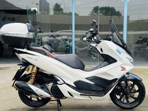 二手五羊本田PCX