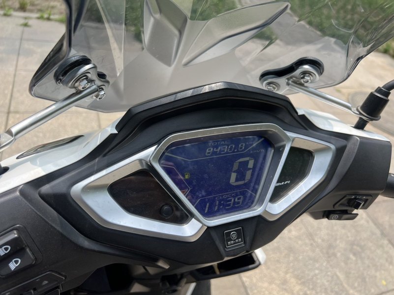二手五羊本田NX125