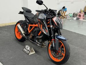 二手KTMR2R1290 Super Duke