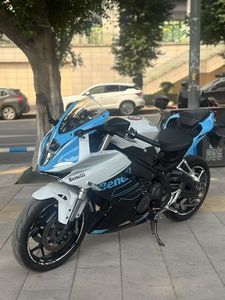 二手贝纳利龙卷风 Tornado 302R