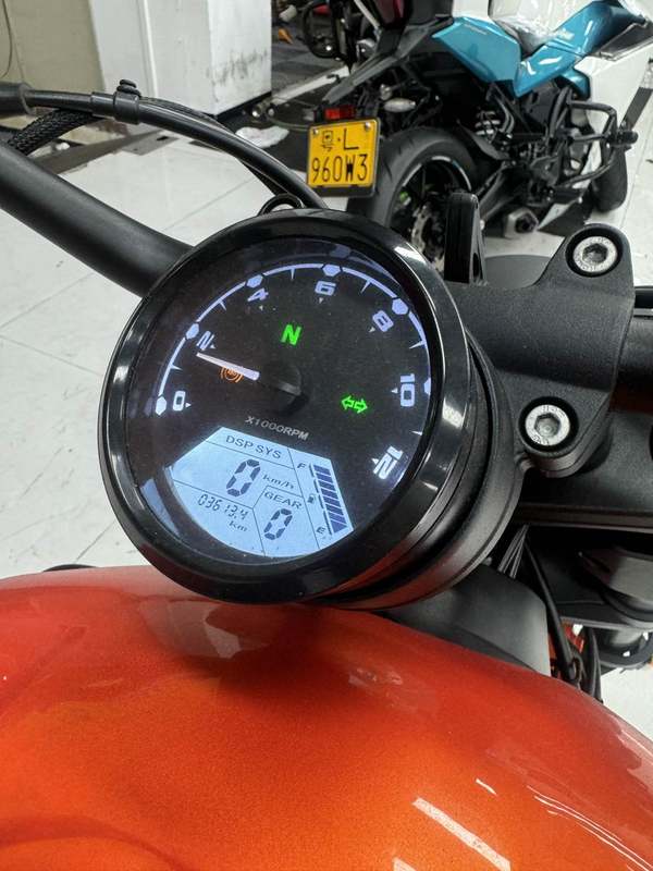 二手庄威V400
