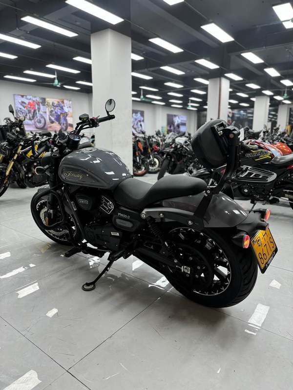 二手庄威V400