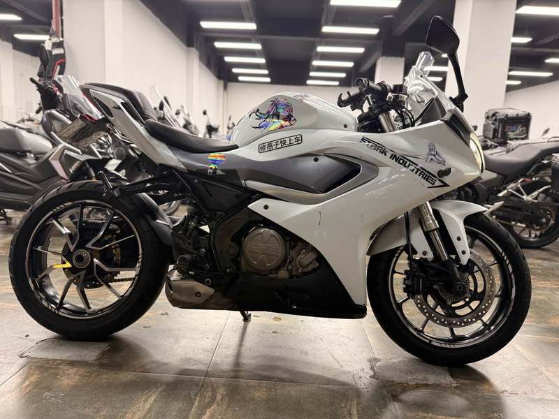 二手QJMOTOR赛250