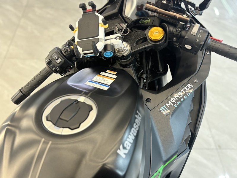 二手川崎ZX-4R