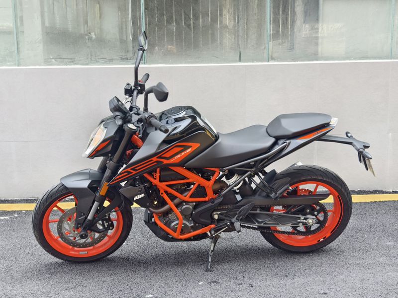 二手KTMR2R250 Duke