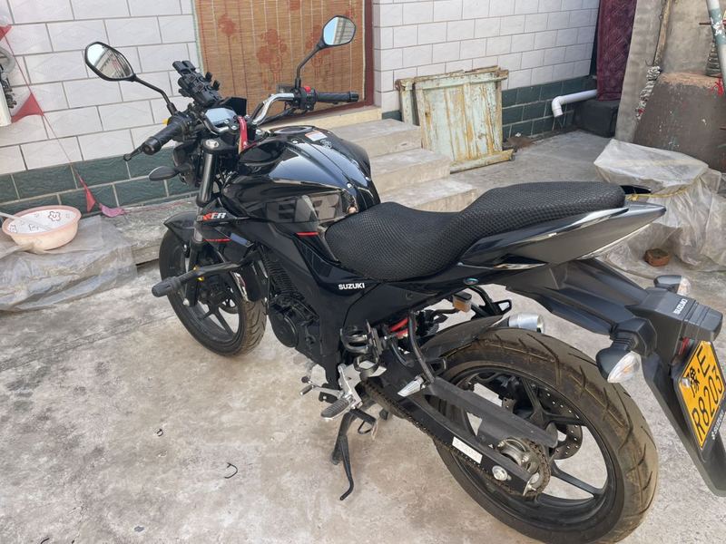 二手济南铃木极客飒 Gixxer 155 NK