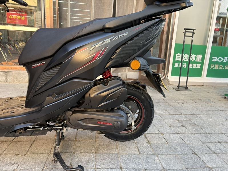 二手新大洲本田裂行 RX125Fi