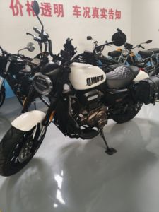 二手QJMOTOR闪300