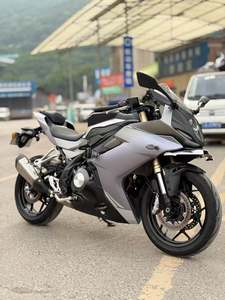 二手贝纳利龙卷风 Tornado 302R