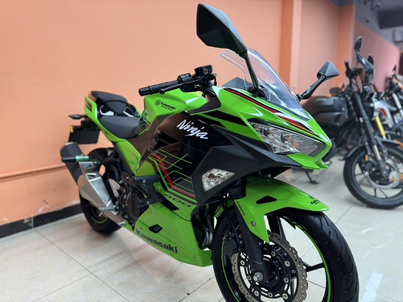 二手川崎Ninja 400