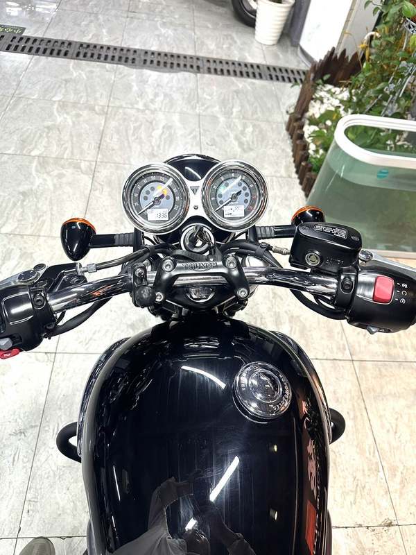 二手凯旋Bonneville T100