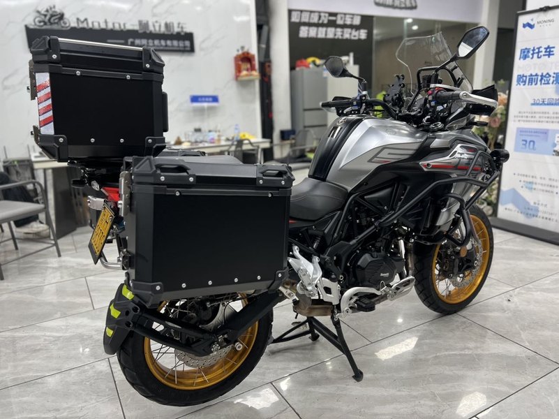 二手贝纳利TRK552