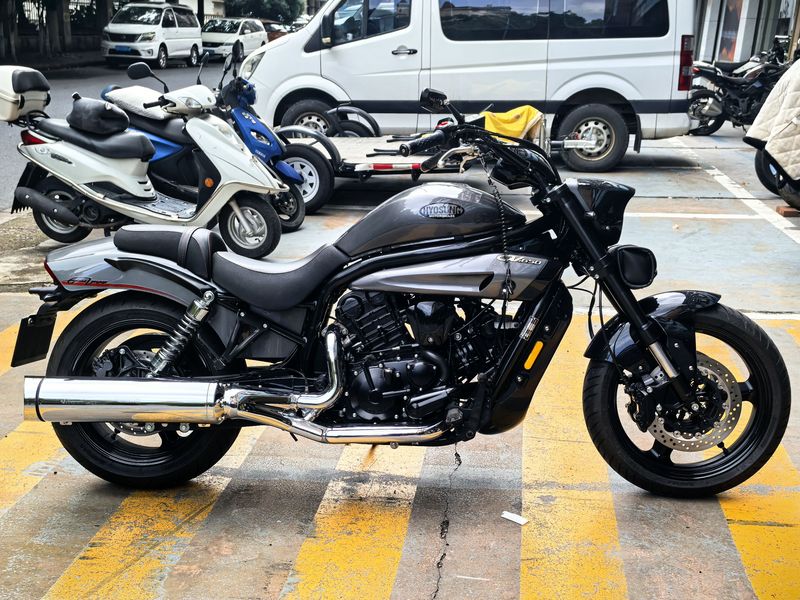二手晓星GV650巡风