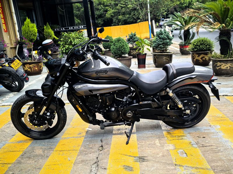 二手晓星GV650巡风