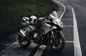 二手贝纳利龙卷风 Tornado 252R