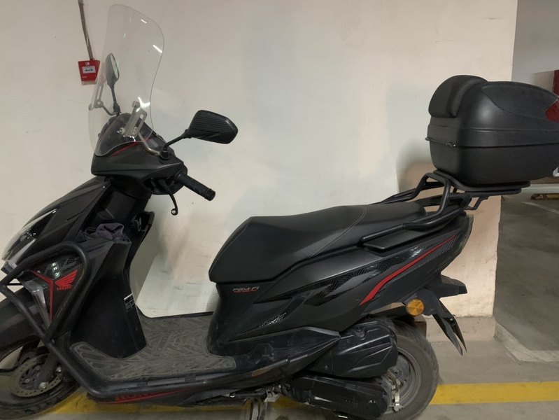 二手新大洲本田裂行 RX125Fi