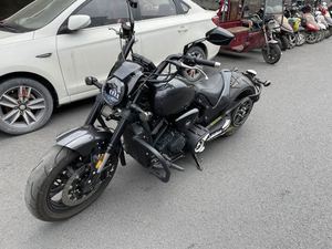 二手香帅金刚狼800S