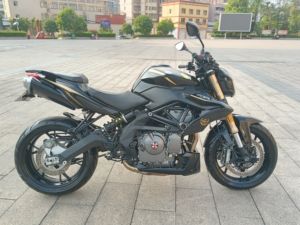 二手贝纳利TNT600i