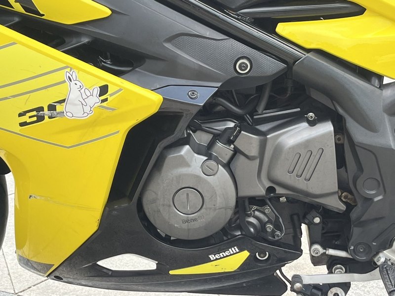 二手贝纳利龙卷风 Tornado 302R