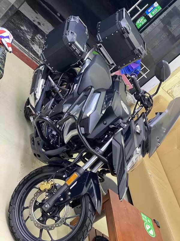 二手五羊本田猛鸷 CB190X