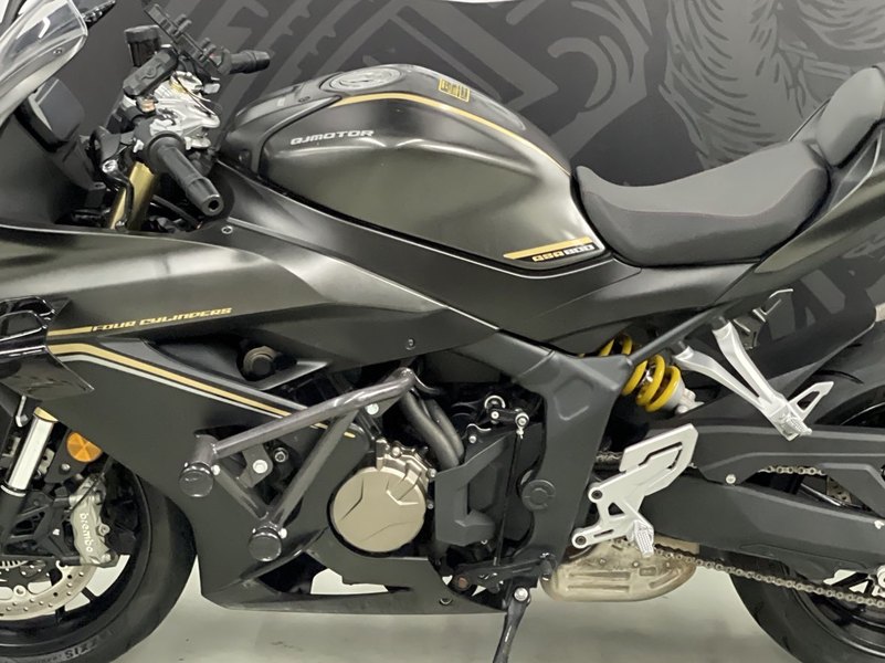 二手QJMOTOR赛800