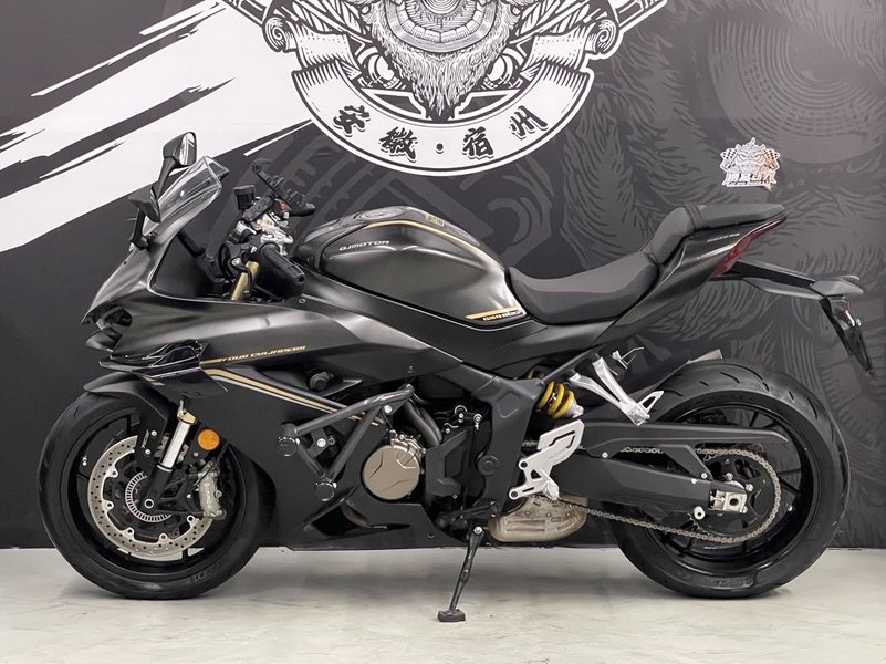 二手QJMOTOR赛800