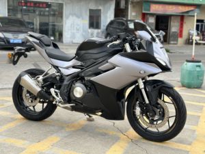二手贝纳利龙卷风 Tornado 252R