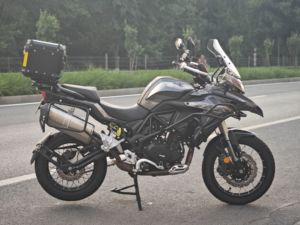 二手贝纳利金鹏 TRK502