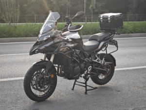 二手贝纳利金鹏 TRK502