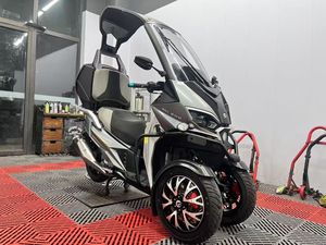 二手ADIVAAD1 200